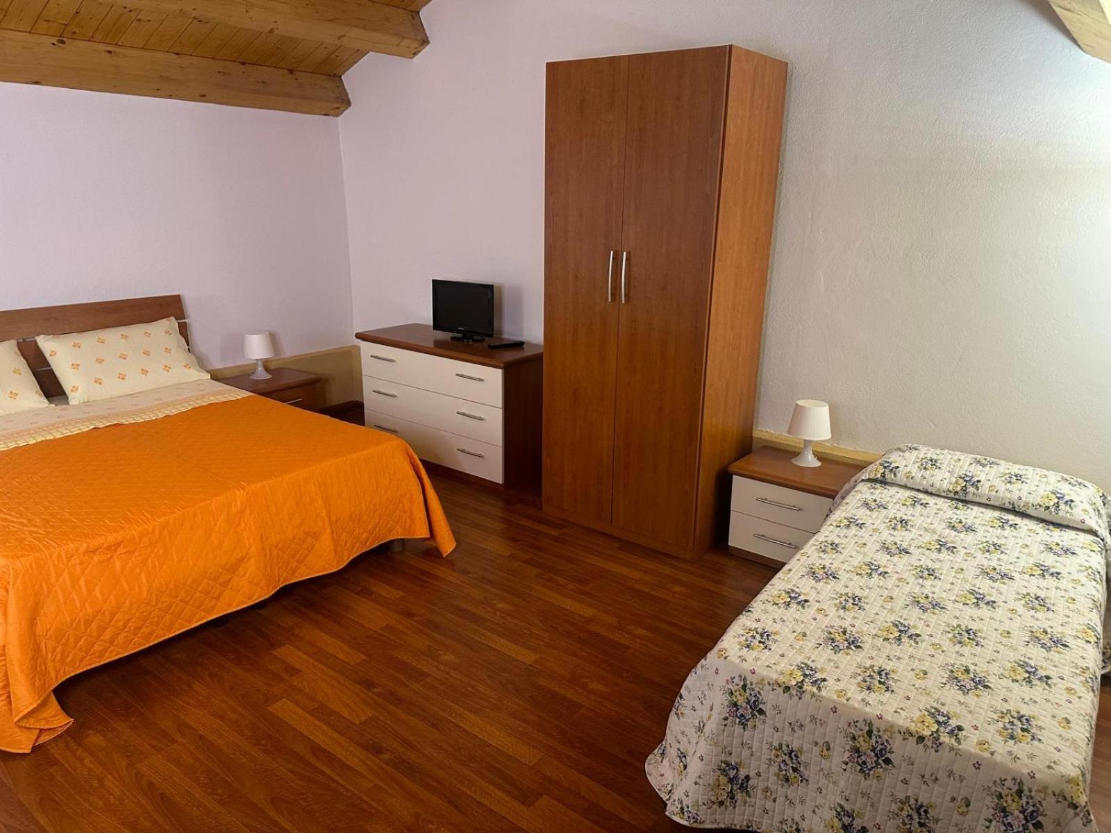 Residenza Gonzaga Hotell Serracapriola Exteriör bild