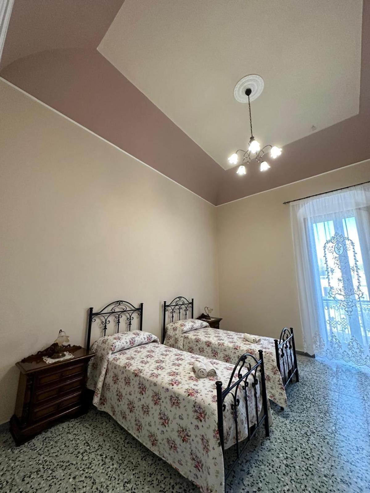 Residenza Gonzaga Hotell Serracapriola Exteriör bild