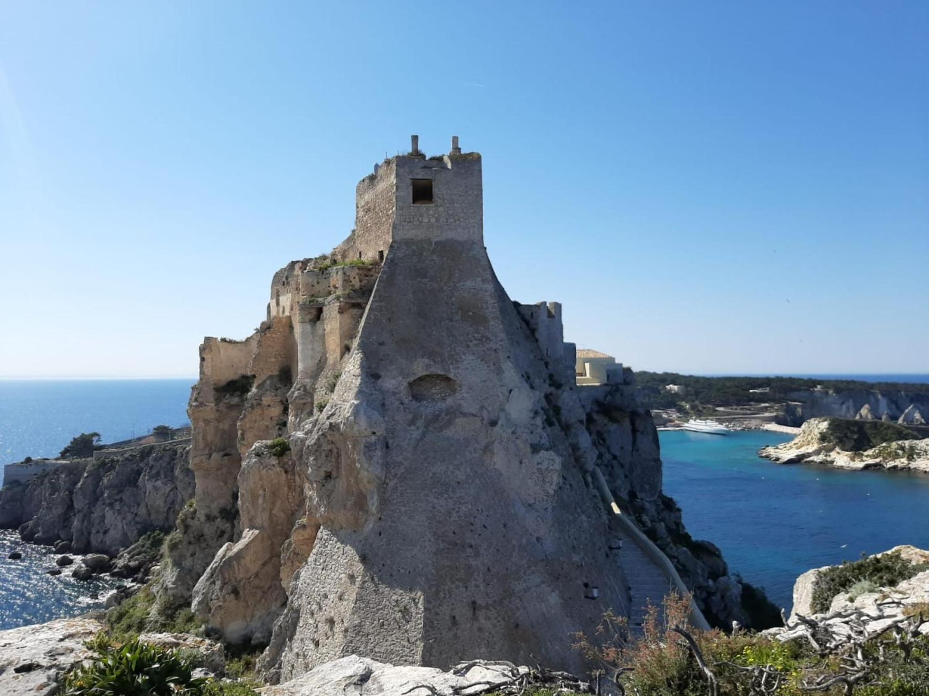 Residenza Gonzaga Hotell Serracapriola Exteriör bild